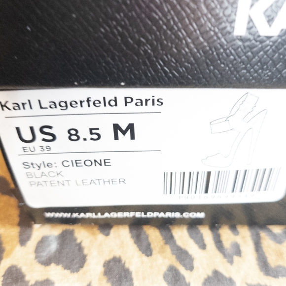 Karl Lagerfeld Paris Cieone Ankle Strap Patent Leather Dress Sandals -8.5 - Picture 8 of 9